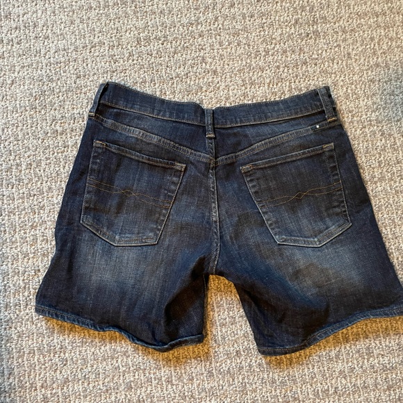 Lucky Brand denim shorts - Picture 2 of 3